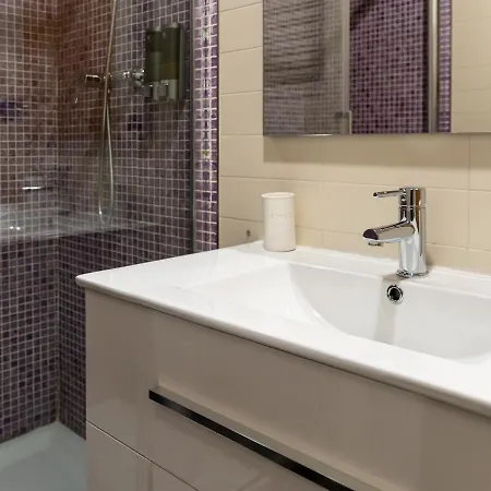 Esparteria Parking Gratuito قرطبة